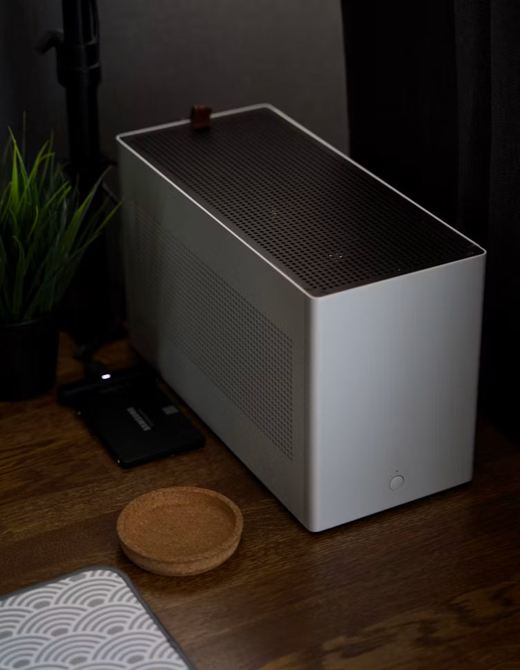Component Selection in Ultra-Compact Enclosures: 5 Traps to Avoid Under 15 Liters